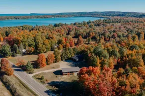 Cozy home nestled in the heart of Leelanau County - Image 5