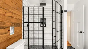 Renovated 4-bedroom House/Condo with Outdoor Space & Private Hot Tub and Sauna - Image 4
