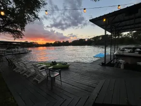 Waterfront Paradise · The Dunlapian · Sleeps 35+ - Image 5