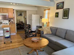 Phil's Place: Neat apartment close to downtown - Image 4