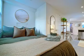 Shaw Secret Garden Townhome - Image 2