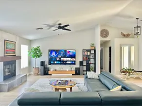 5 miles to STRIP, Henderson, Airport 3 bed 2 ba - Image 2