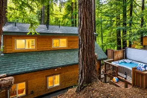 The Wood Chalet Hot Tub BBQ Redwoods - Image 5