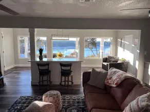 Cozy Lakeside hideaway with spectacular Sunsets! - Image 4