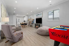 Downtown Arcade House, 3 bdrm 2bath, Sleeps 9. - Image 5
