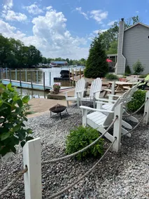 Riverside Retreat - 3 bed 1 1/2 bath cottage - Image 4