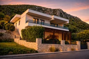 NEW!!! Luxury Villa on Camino del Padre - Image 2