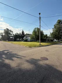Orange Street Getaway - Heart of Three Oaks - Image 2