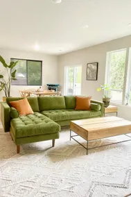 Modern Family Friendly 3BR, Open Layout, DT access - Image 2