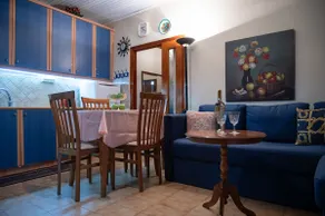 Toulas House - Image 5