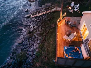 Lakefront Escape | HotTub, Fireplace, Sunset Views - Image 4