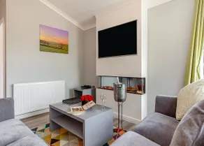 Chatsworth Superior Pet Friendly - Image 5