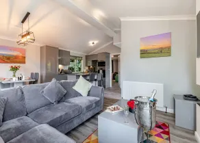 Chatsworth Superior Pet Friendly - Image 4