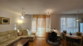 Anita Tour As / Central 1BR App, free garage, AC, Wi-Fi, 7min walk from old town - Image 3