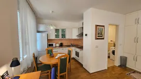 Anita Tour As / Central 1BR App, free garage, AC, Wi-Fi, 7min walk from old town - Image 4