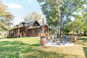 Moose Cabin by the Lake - Image 5