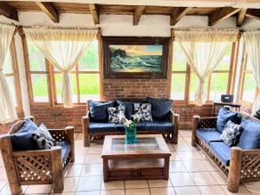 Cabin near the Valle de Bravo sanctuary - Image 4