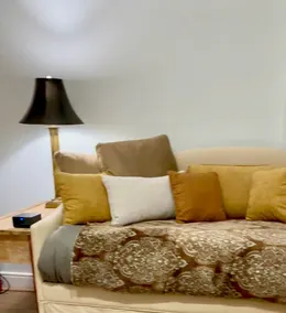 Old Town Alexandria, VA: Modern 2-Bedroom in Hist - Image 3