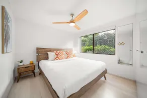 Moffat Beach Surf Retreat - Image 5