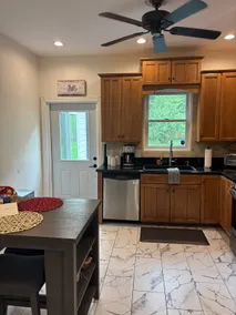 NEW! Clean,bright cottage walking dist to DT Aiken - Image 4