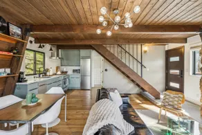 Serene Hilltop Retreat with Views of Lake Gregory - Image 3