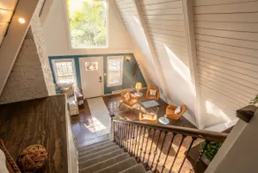 2 acre private retreat with sauna, hot tub, large fire-pit and outdoor games - Image 4