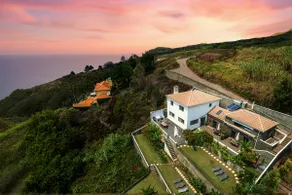 Ocean view: Exclusive loft with terraces & hot tub - Image 2