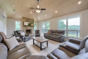 Whitetail Hollow Retreat, 8 BDR Home in Oxford - Image 2