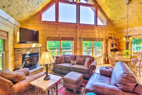 Blue Ridge Mountain Gem w/ Deck & Community Perks - Image 4