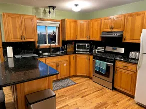 Spacious 4BR Hondo Mesa Home with Mountain Views - Image 3