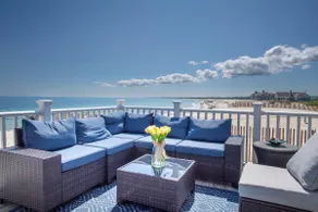 Cape Cod Bay Home w/ Deck + Private Beach Access - Image 4