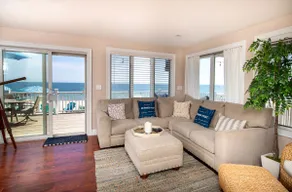 Cape Cod Bay Home w/ Deck + Private Beach Access - Image 3