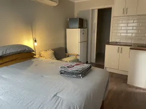 Compact guesthouse with Pool - Image 5