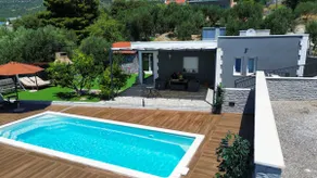 Holiday house with heated pool Cicibela - Image 2