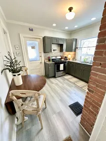 Cozy & Walkable Elmwood Village Charmer - Image 5