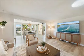 Pristine Private Pool Retreat • Minutes to Siesta & Downtown Sarasota! - Image 5