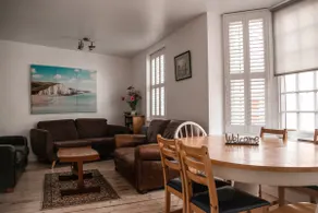 Seaford centre, sauna, home cinema - Image 4