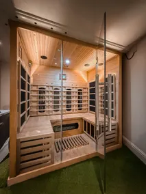 Seaford centre, sauna, home cinema - Image 2