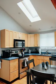 Modern Eastham Cottage • Near National Seashore - Image 5