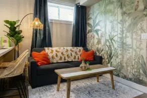 Cozy Boho Jungle Theme w/ Double Queen Beds - Image 4