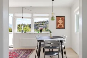 Family home near the ocean, with large patio & BBQ - Image 2