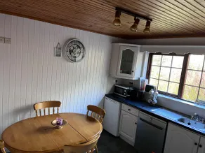 Cosy Lakeside Chalet With Option to add Private Hot Tub - Image 4