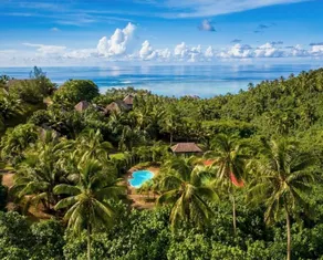 5-star villa with hot tub, pool, tennis court and fitness center within walking distance - Image 3