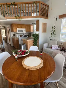 La Casita Azul• Lake Conroe Getaway - Image 4