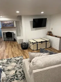 Cozy Studio Suite - Image 4