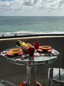Flat with balcony and ocean view. - Image 5