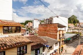 Apartment in downtown Marinilla - Image 5