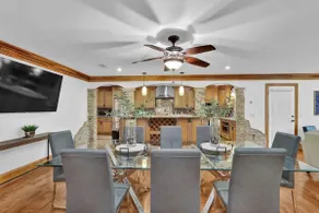 Big 6BR,4BA Home w/ 10-Car Parking for Crews/Grps - Image 3