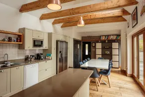Southcliff House - Image 4