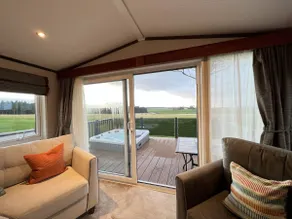 The Coorie Neuk Hot Tub Lodge 34 Cameron, St Andrews - Image 3